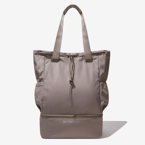 beyond Yoga convertible gym bag